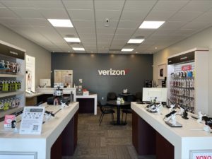 Interior of Victra Verizon Authorized Retail Store in Mililani, HI.